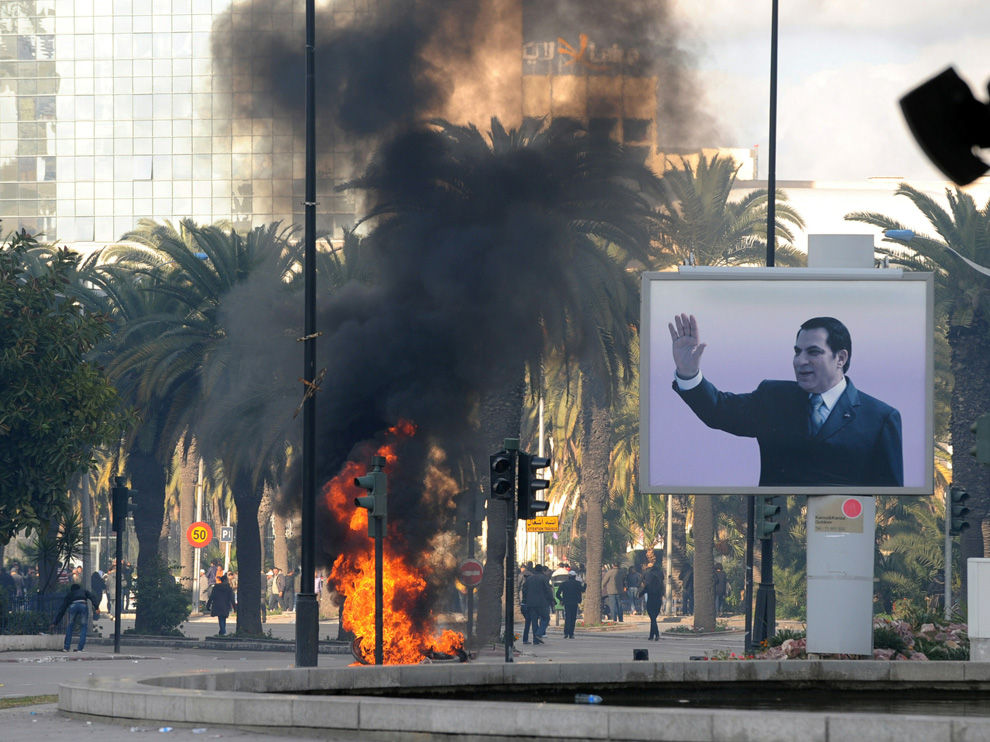 An uprising in Tunisia - The Big Picture - Boston.com
