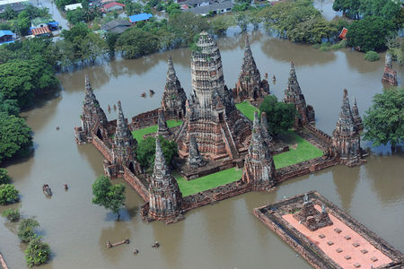 Worst Flooding in Decades Swamps Thailand - Alan Taylor - In Focus - The Atlantic