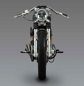 Beautiful Conversion Kit Transforms Harley-Davidson Sportster to Café Racer : Discovery Channel