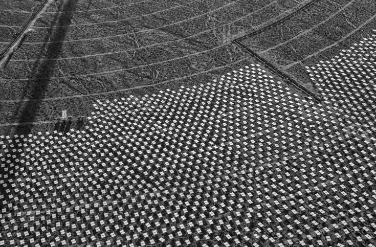 The Ivanpah Solar Project: Generating Energy Through Fields of Mirrors - LightBox