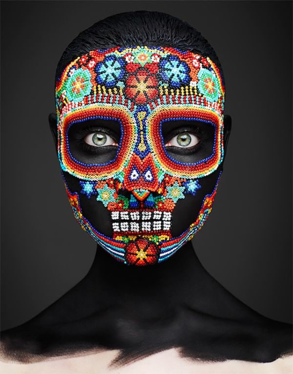 Gorgeous â€˜Day Of The Deadâ€™-Inspired Designs Created On Modelsâ€™ Faces - DesignTAXI.com