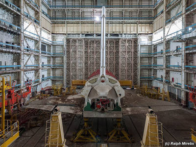 Urban Explorer Finds The Sad Remains Of The Soviet Space Shuttle Program | Bored Panda