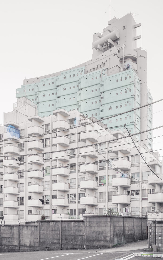 Parallel World â€” The New Sky Building by Yoji Watanabe, relatively...