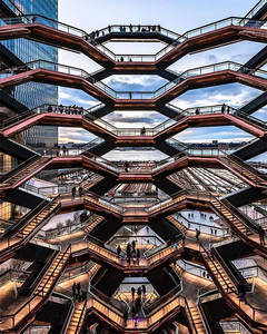 New York’s Touristy New Public Space Is A Giant Endless Staircase