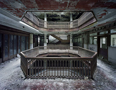 Yves Marchand & Romain Meffre Photography - The ruins of Detroit