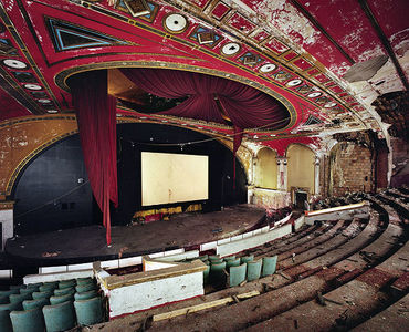 Yves Marchand & Romain Meffre Photography - Forgotten theaters of America